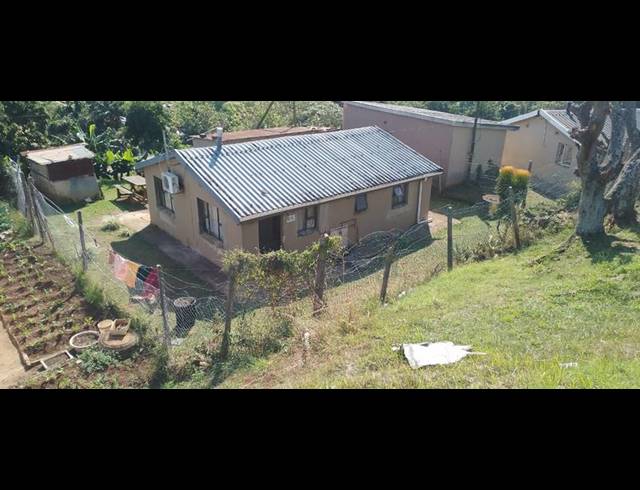 2 BEDROOM HOUSE FOR SALE IN UMLAZI D